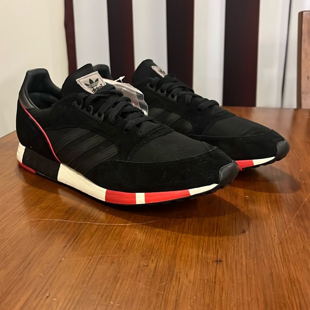 Adidas Boston Super shoes sneakers new S81432 black red Mens Size 14